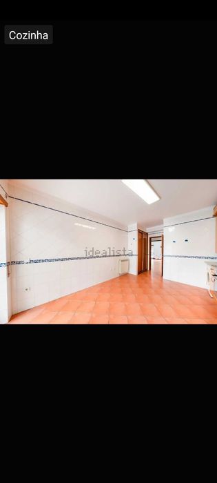 Apartamento T3 com terraço