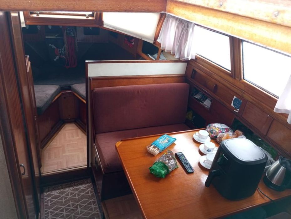 jacht motorowy hausboat