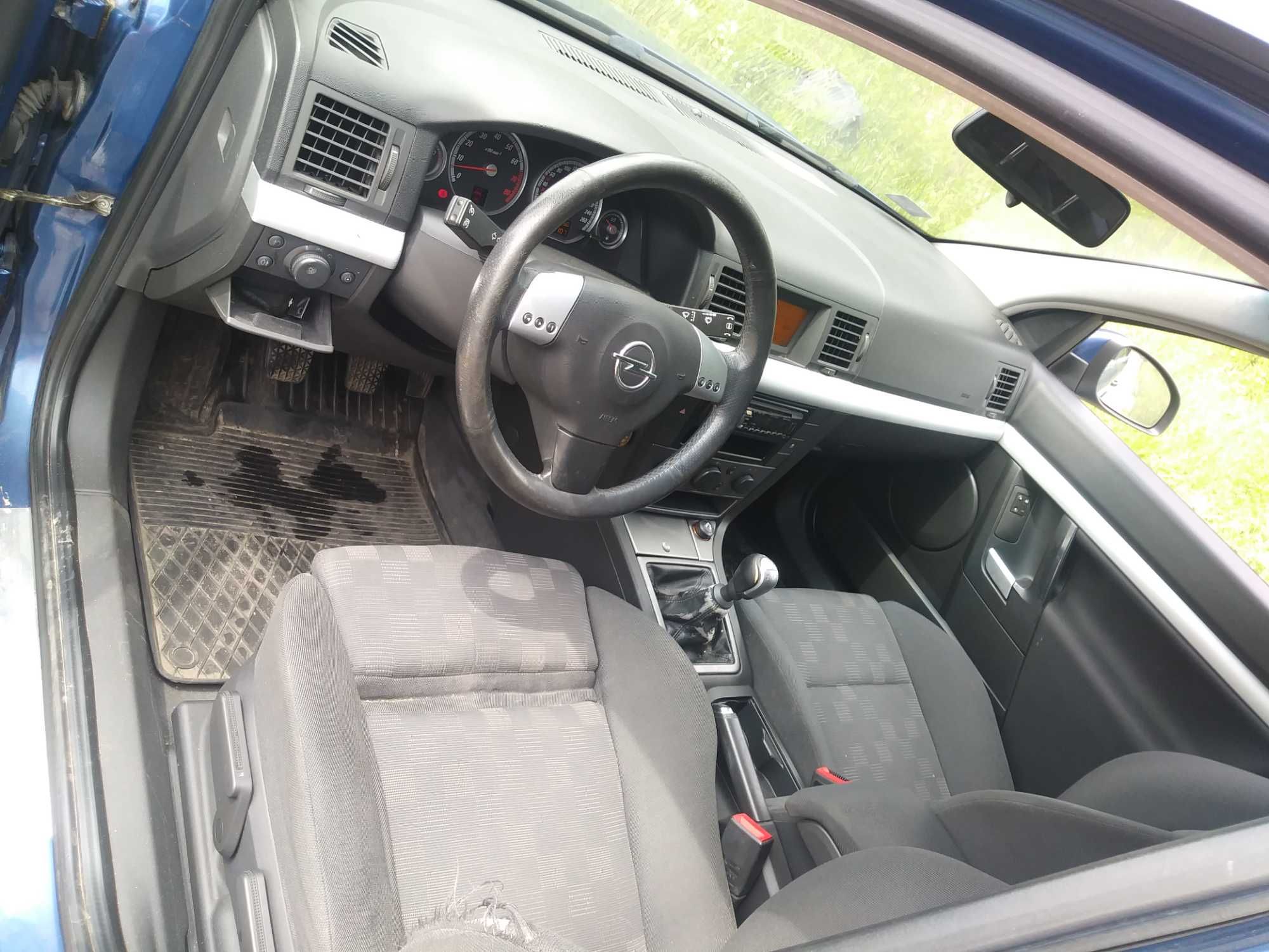 Opel Vectra C 3.2 V6 211KM Benzyna + LPG 2003r HB manual