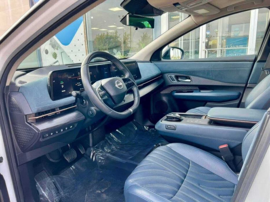 Nissan Ariya Platinum+ e-4ORCE      2023