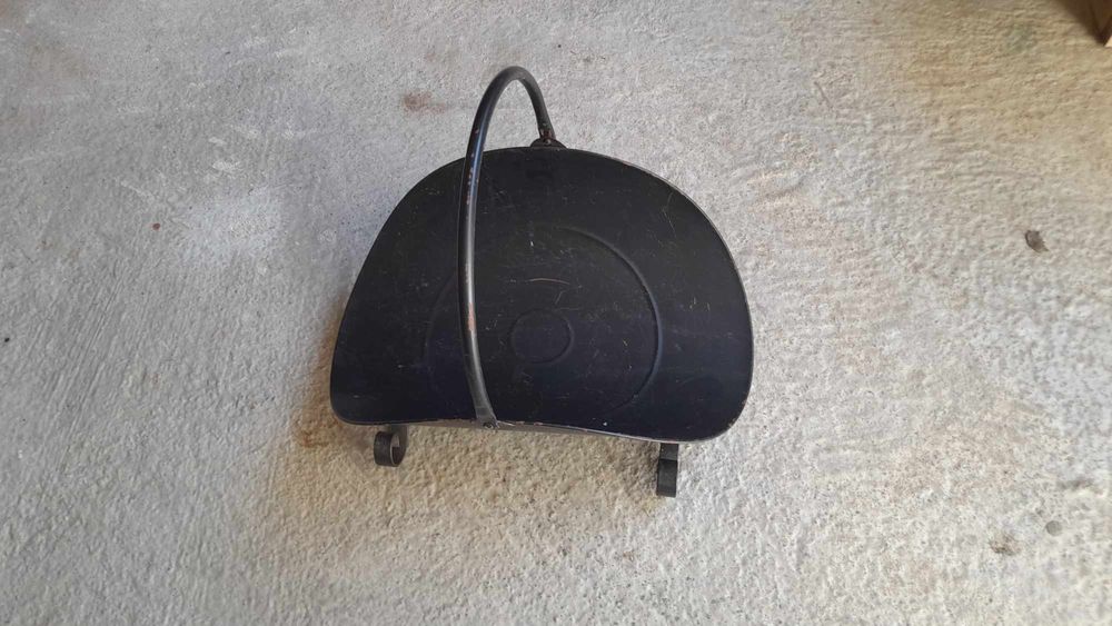 Cesto de lenha preto