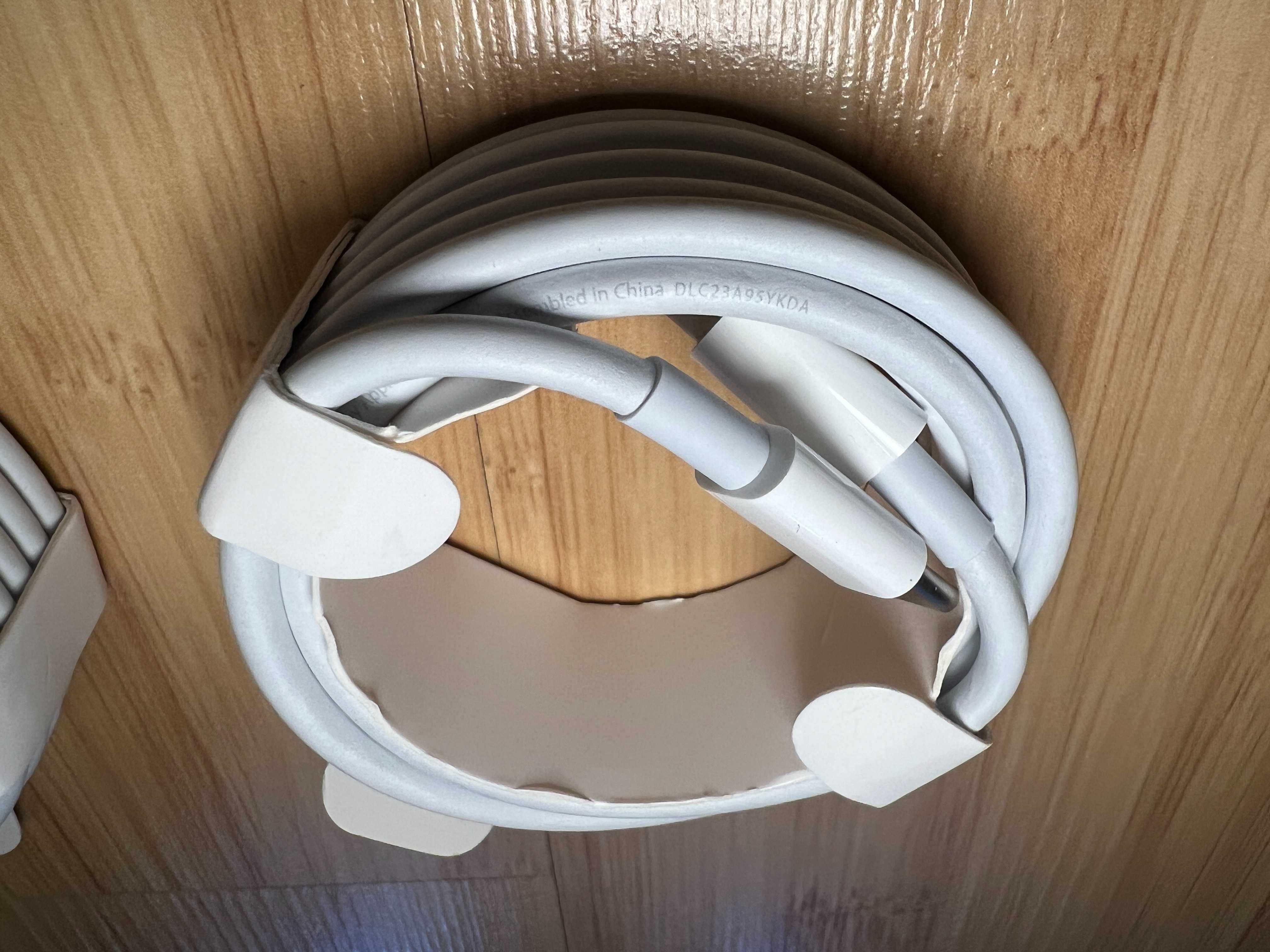 Оригінальний кабель Apple USB-C Cable 2m MLL82 MacBook A1739, опт