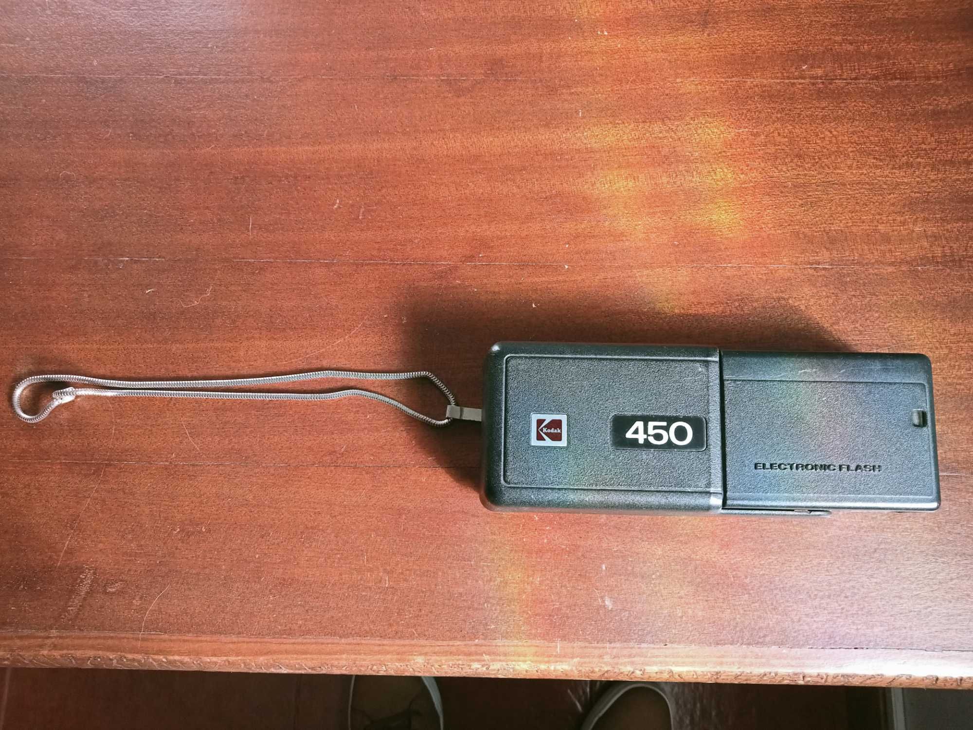 Máquina fotográfica Kodak antiga