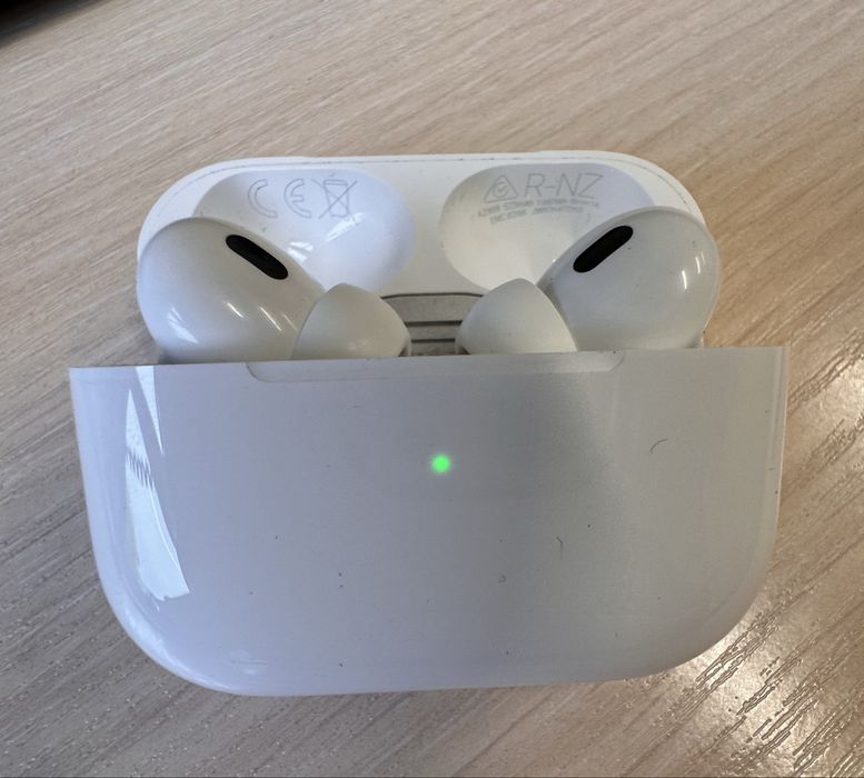 Apple AirPods Pro 2