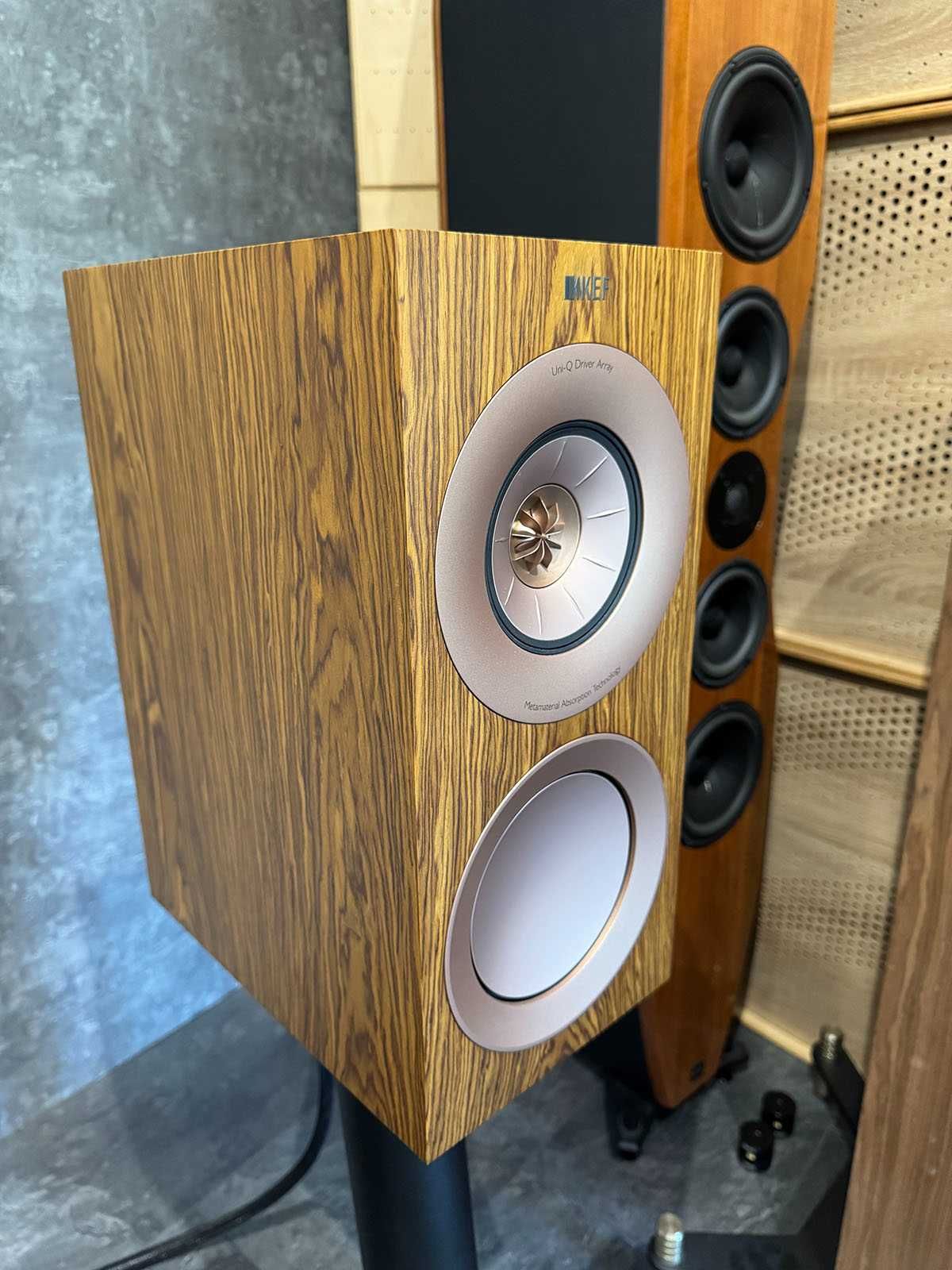 KEF R3 Meta | IDEALNE, jak nowe, gwarancja | Kolumny podstawkowe