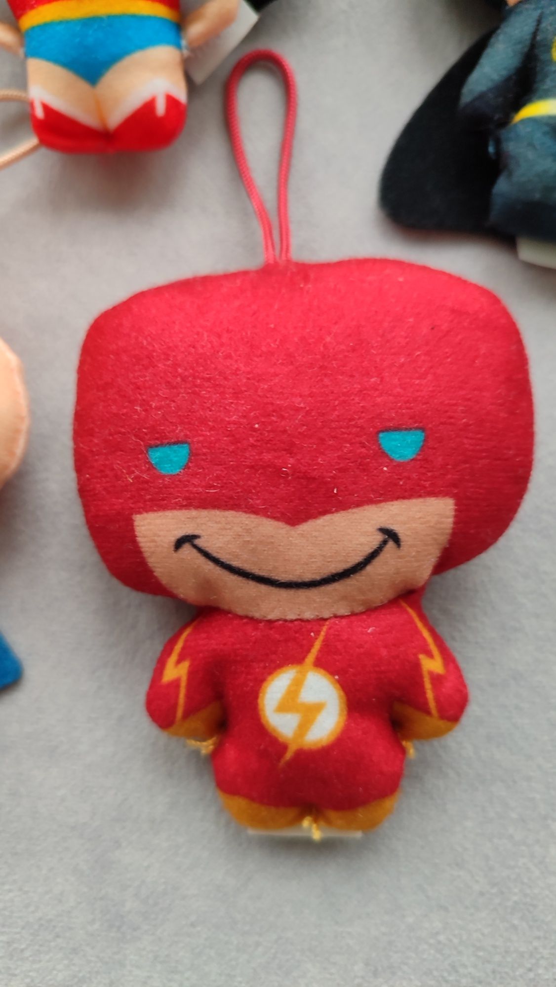 Kolekcja maskotek Superbohaterów McDonald's Batman, Superman