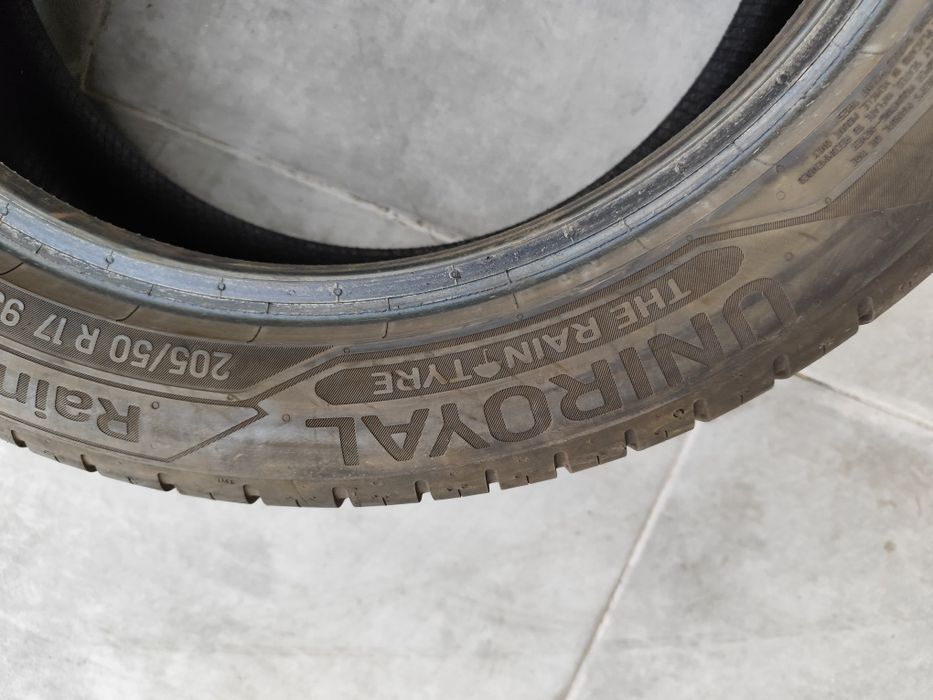 Pneus 205/50r17 Uniroyal RS5 ocasião