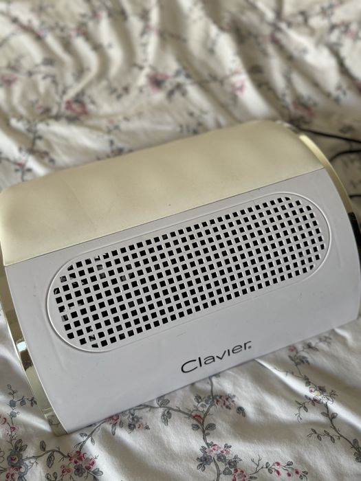 Pochłaniacz pyłu do paznokci Clavier