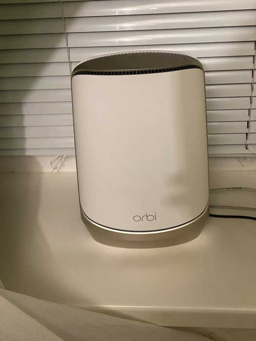 Netgear Orbi RBRE960 AXE11000 Quad-Band WiFi 6E роутер