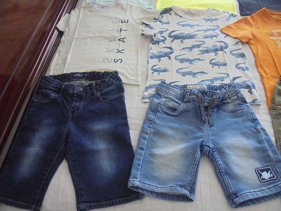 lote de roupa de menino os chinelos