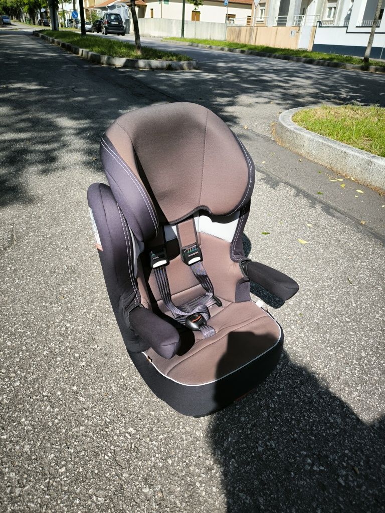 Cadeira isofix grupo 2/3