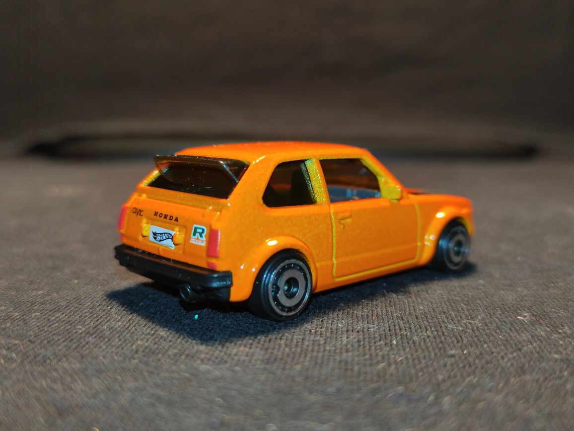 Hot wheels '73 Honda Civic Custom