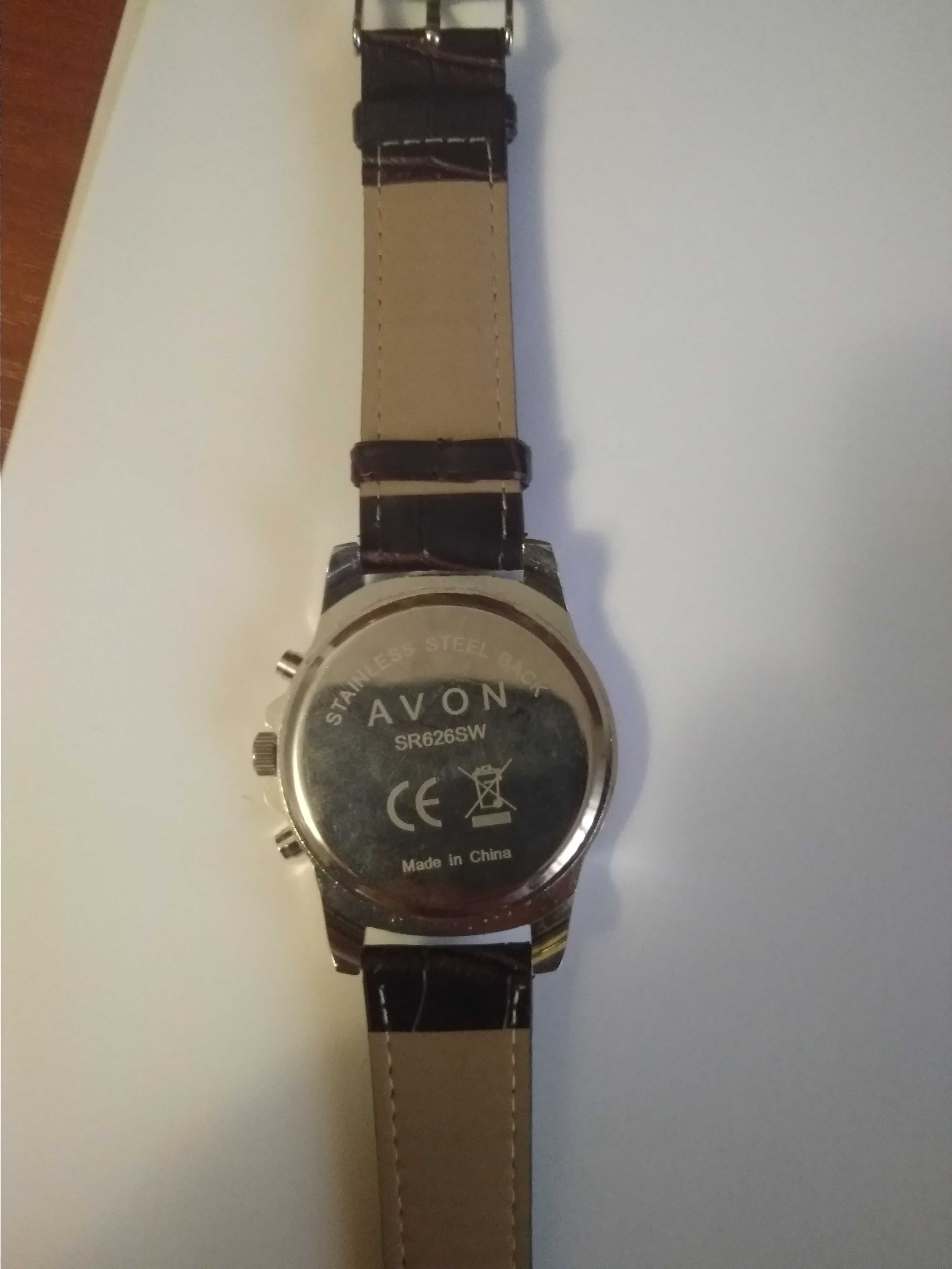 Чоловічий наручний годинник AVON SR626SW