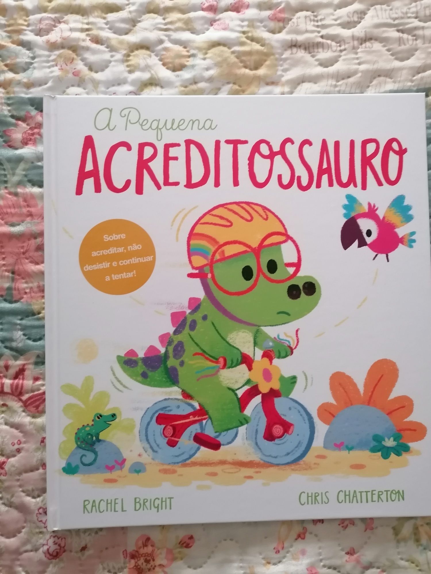 Vendo Livro Novo - A Pequena Acreditossauro
de Rachel Bright; Ilustraç