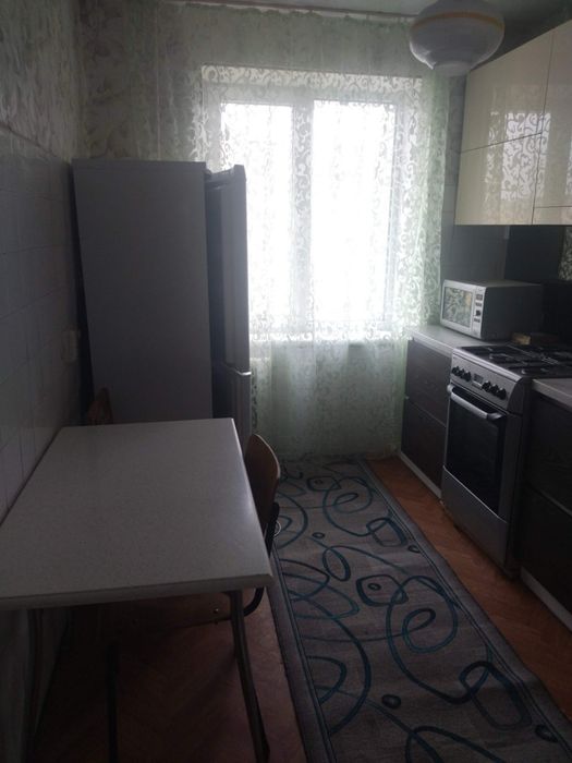 Здам 3 кімнатну квартиру в центрі міста