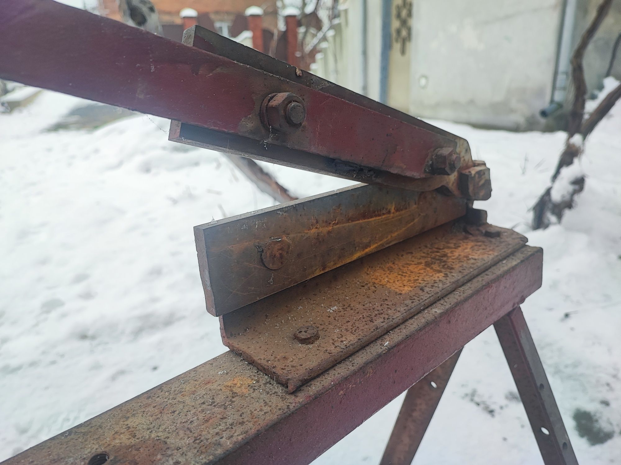 Ножиці для  металу. Гільйотина для бляхи