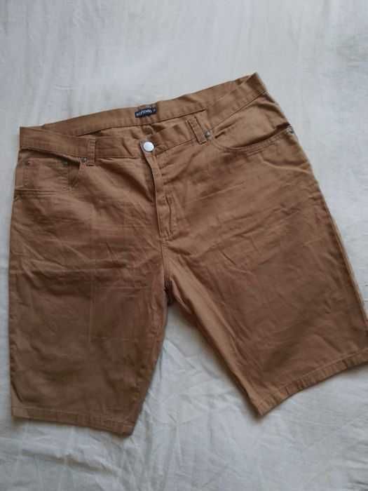 Męskie krótkie spodenki