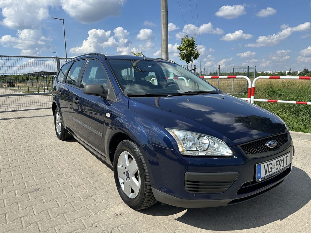 Ford focus 1.6b z niemiec klima ladny