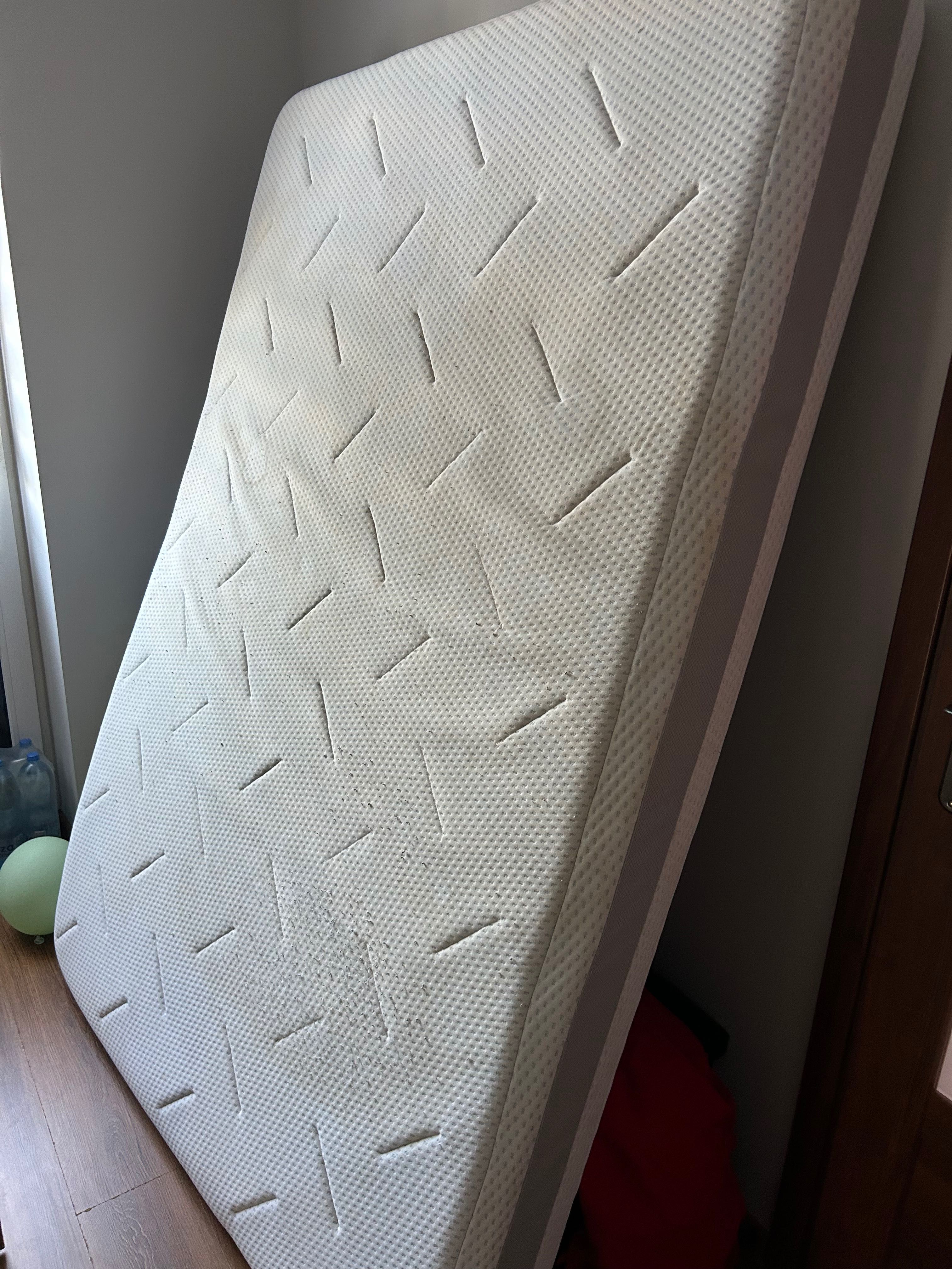 Materac 140x200 używany