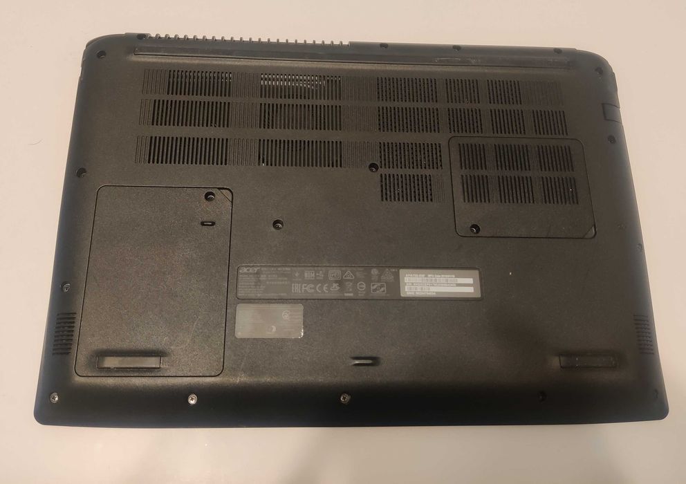 Acer Aspire 7 A715-72G•i5-8300H•GTX 1050Ti•32GB RAM•2× SSD•Stacja USB