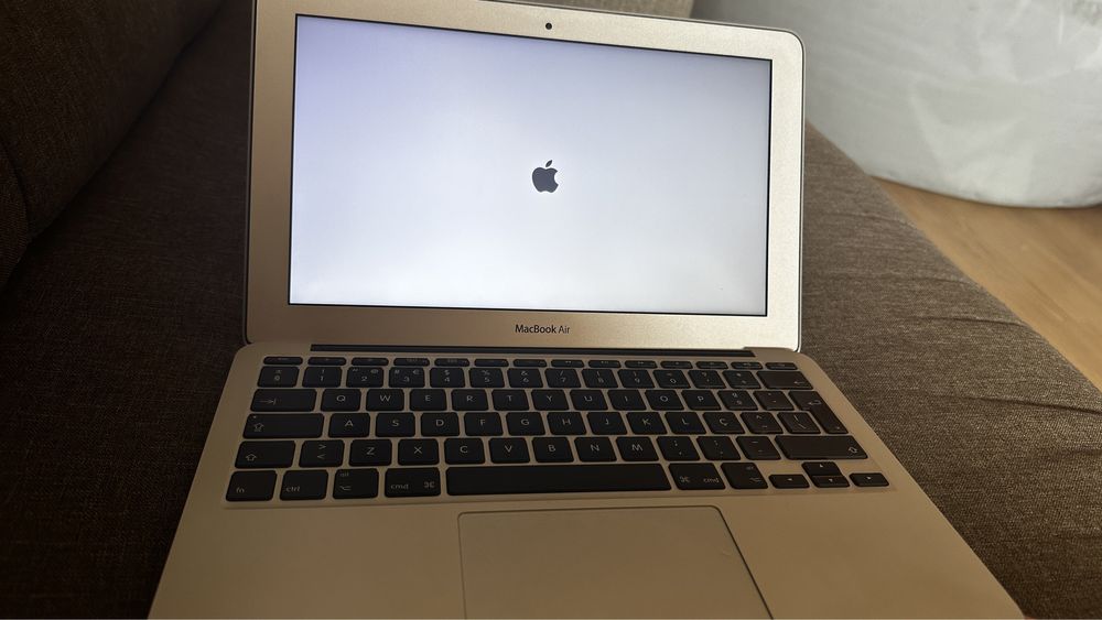 Macbook Air 11,6