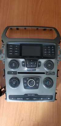 Autoradio e consola central Ford Explorer