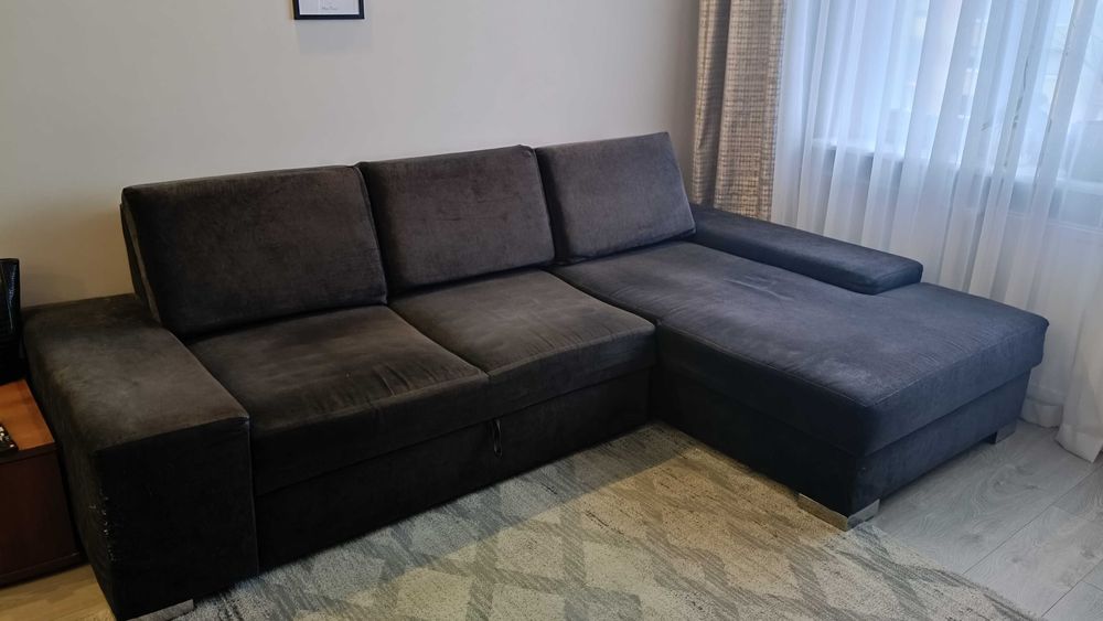 W pełni sprawny narożnik, wymaga odświeżenia