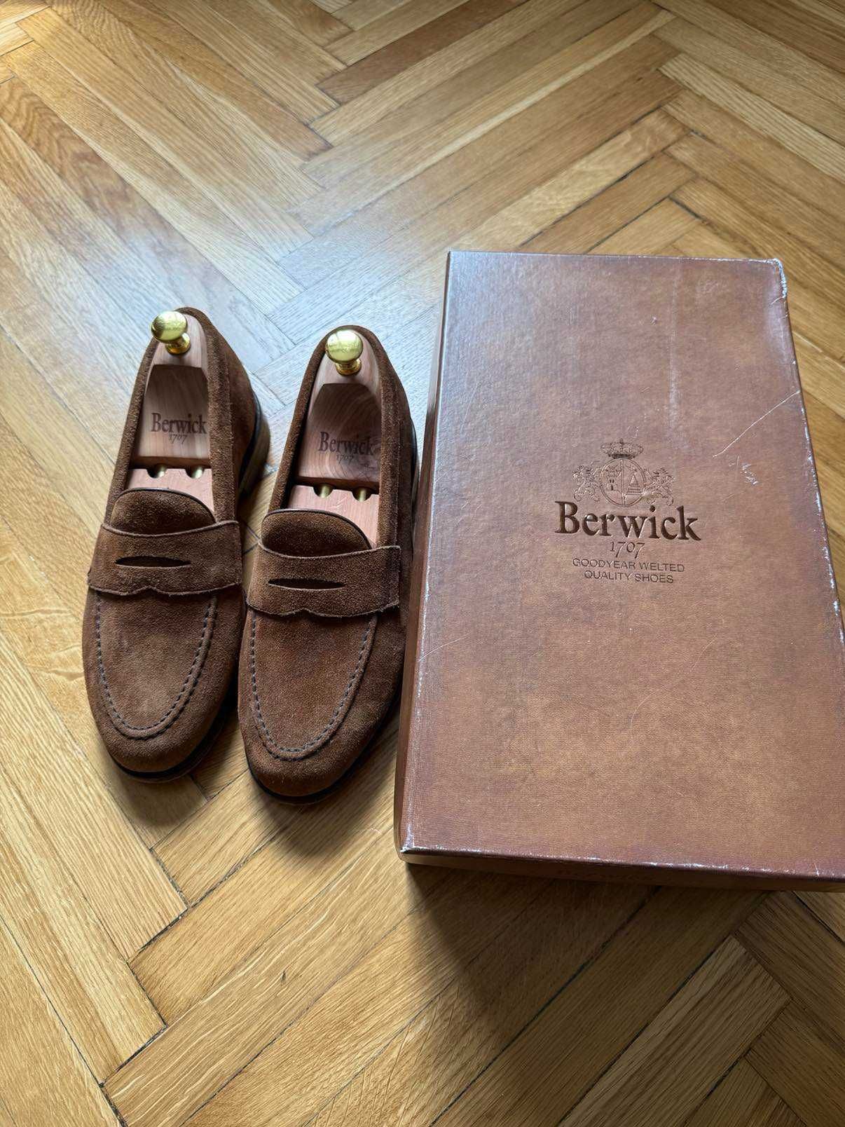 Loafersy marki Berwick 1707 r. r.7 wraz z prawidłami