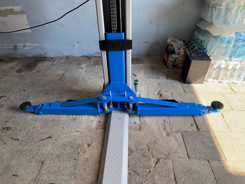 Універсальний автомобільний підйомник для легкових та бусів - 5т