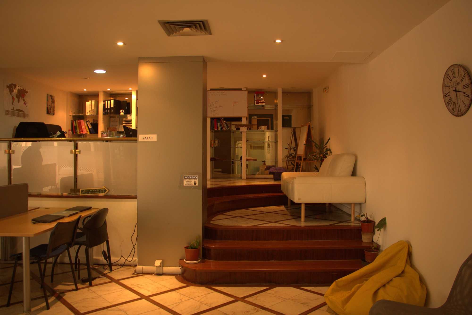 Aluguer de Espaço de coworking na Avenida Joao XXI Lisboa