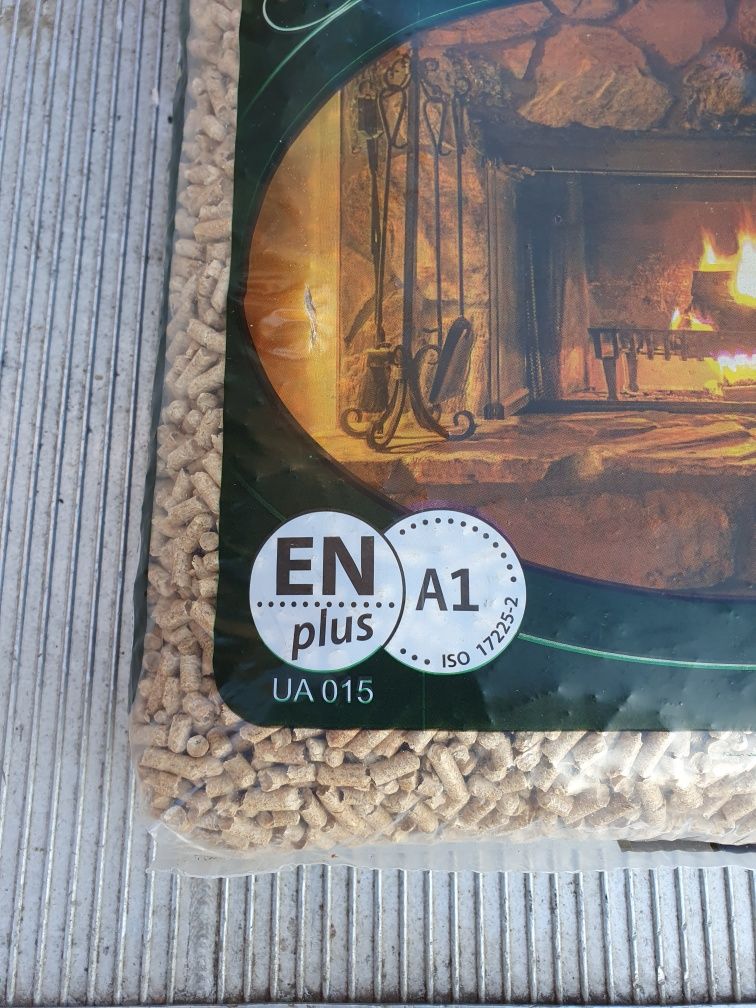 Pellet 6mm EN Plus A1 WOOD PELLETS Olczyk Igła Lava Alaska  Olimp