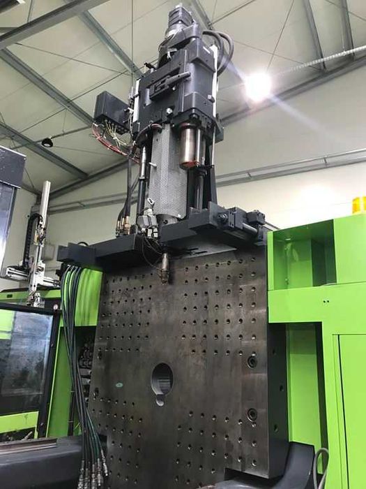 Wtryskarka ENGEL ES 750H500V/300 HL-2F + robot ERC