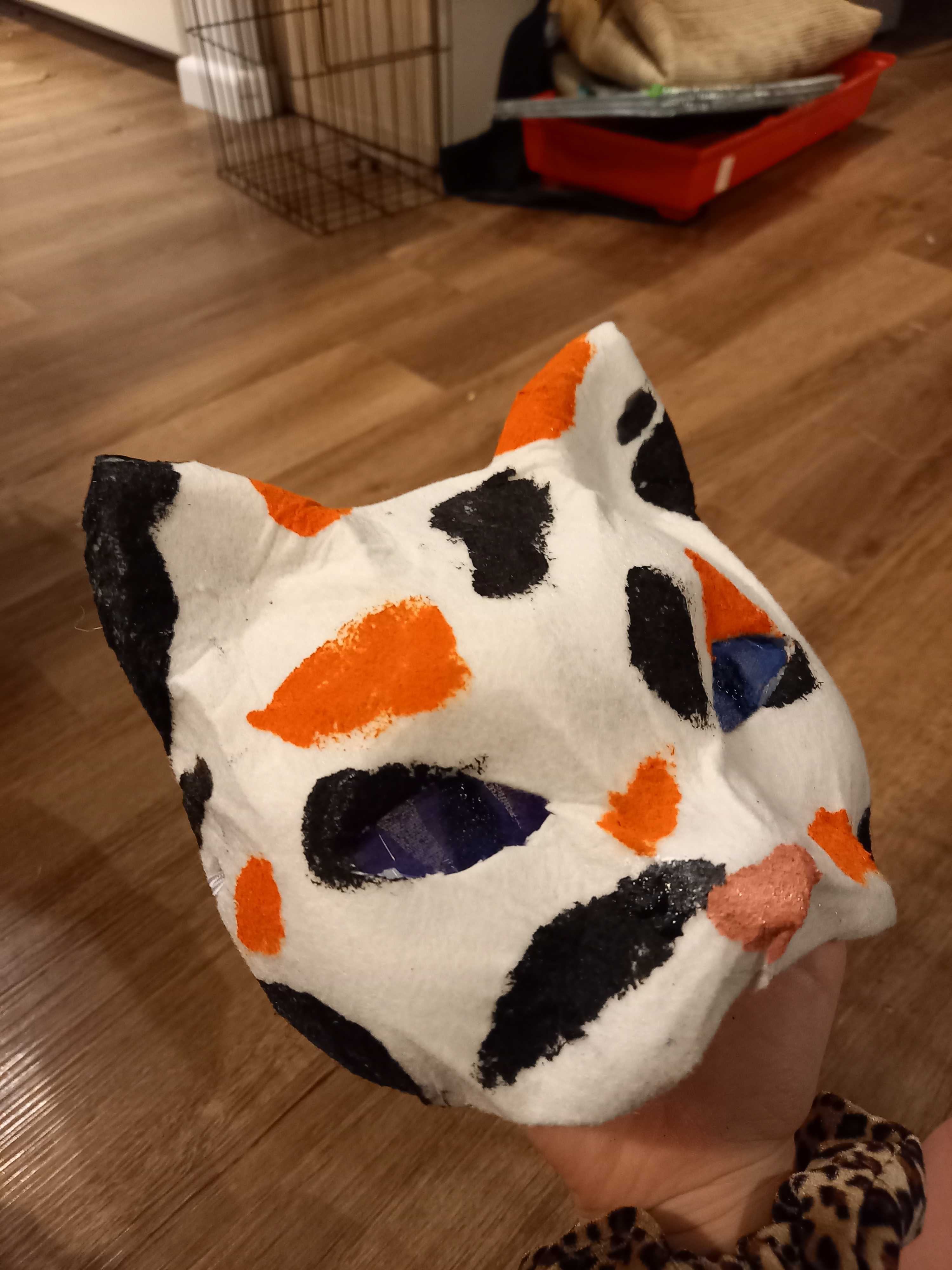 Maska kota, o 3 ròżnych kolorach