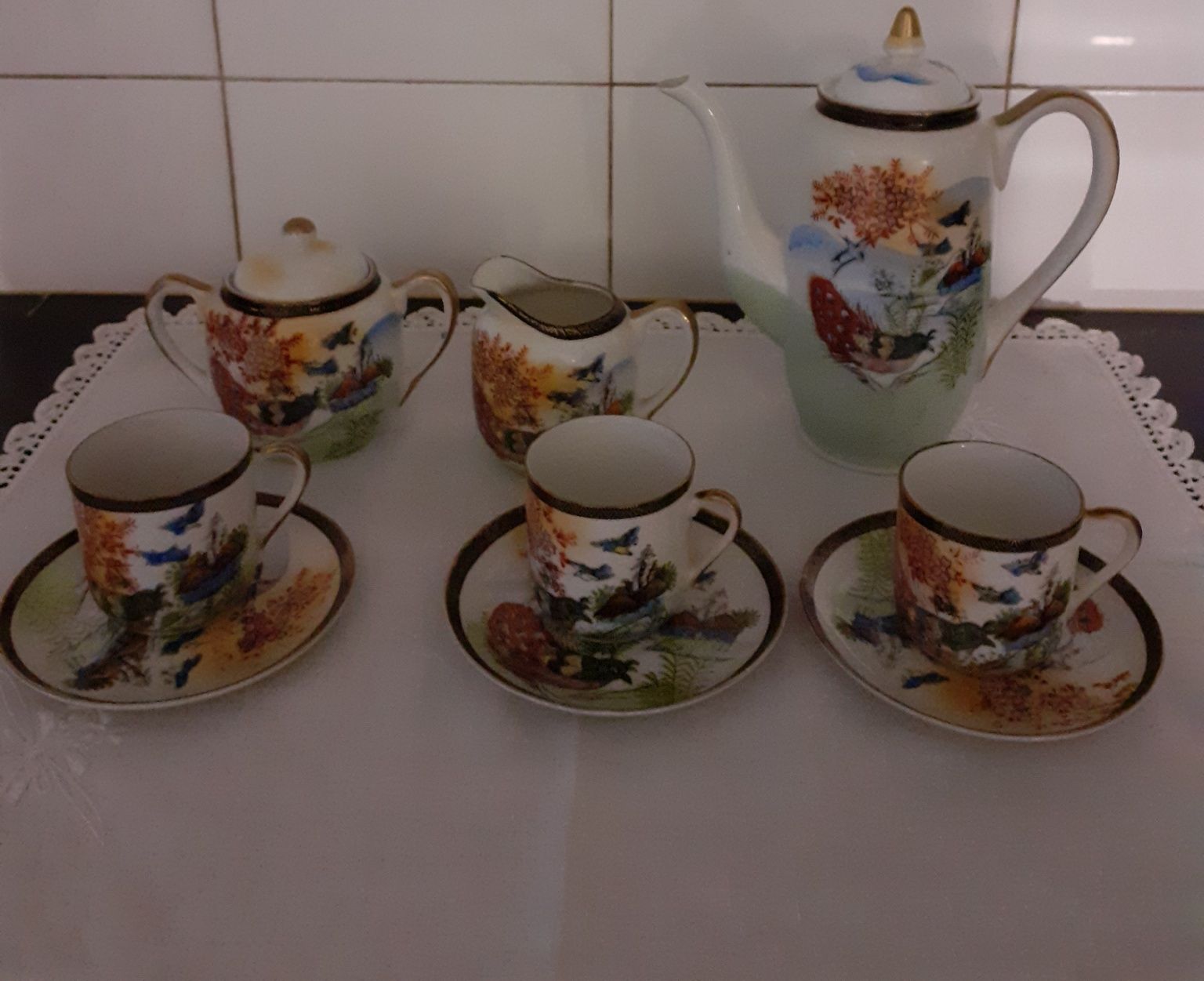Serviço de café novo em porcelana fina