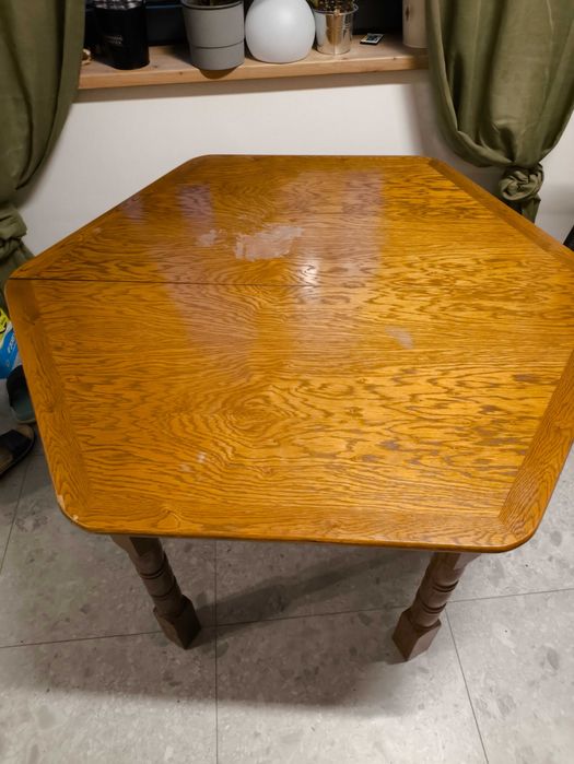 Stół drewniany sześciokątny