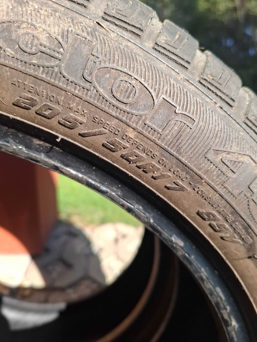 205/50/17 Good Year Vector 4Seasons KOMPLET