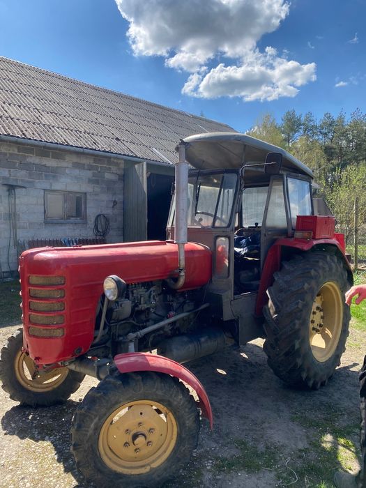 Sprzedam Ursus 4011 z pługiem i kosiarką