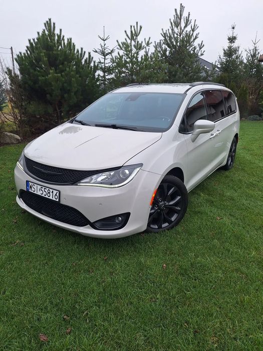 Chrysler Pacifica Chrysler Pacifica S