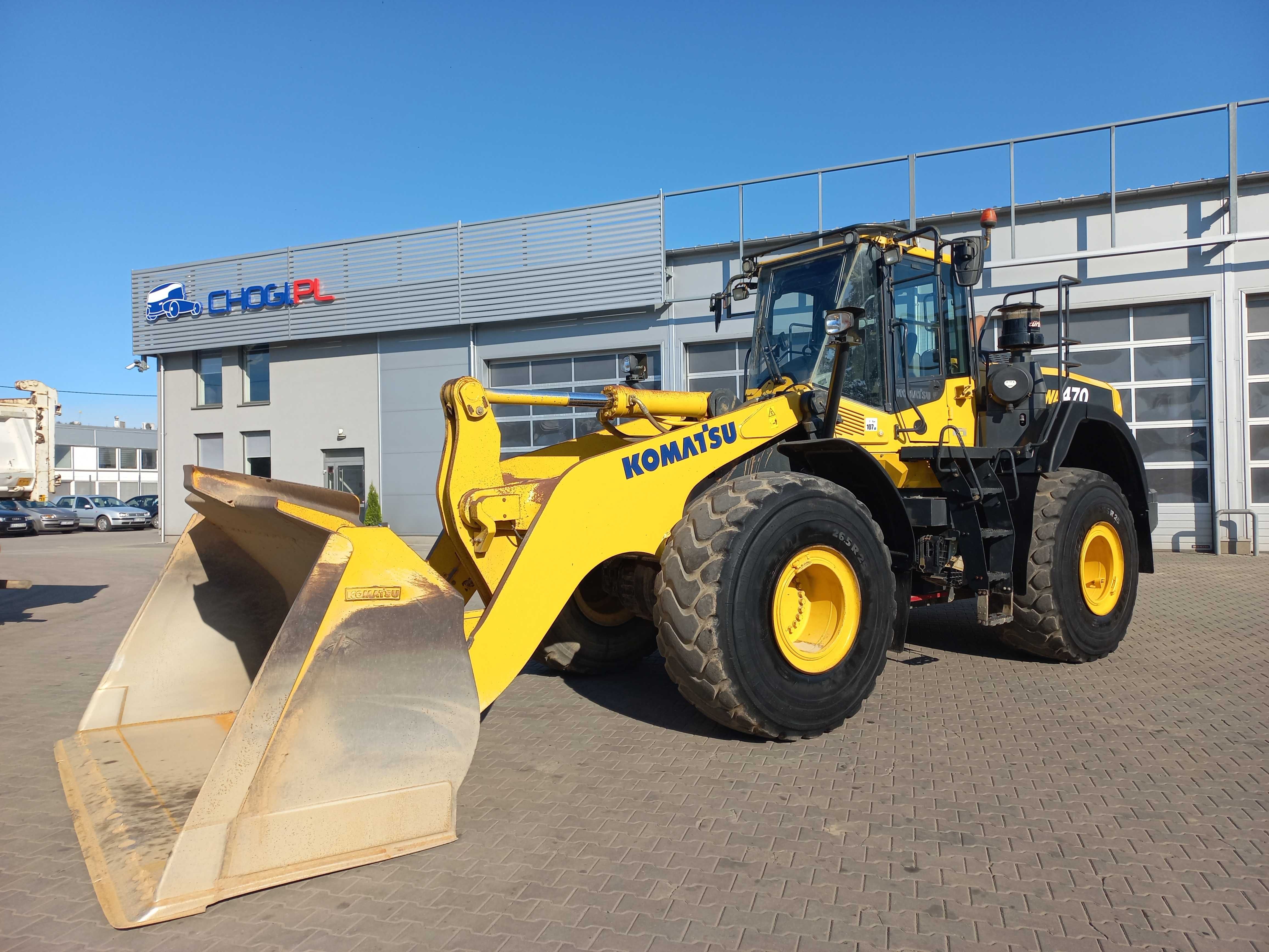 Ładowarka kołowa LIEBHERR L 566 - wypożyczalnia ładowarki transport