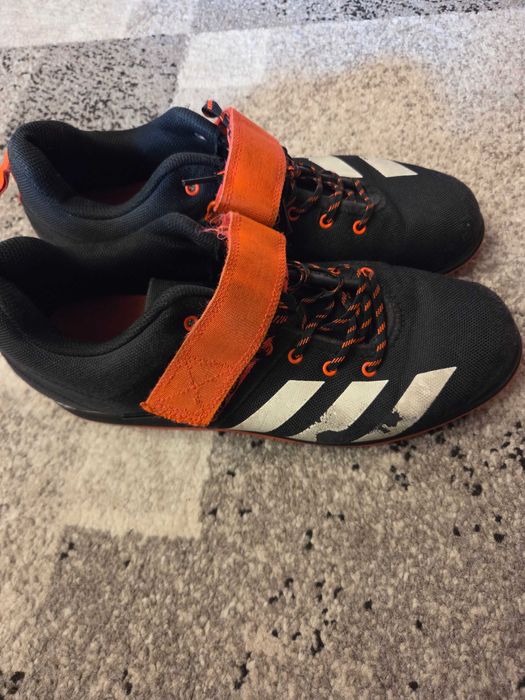 Buty adidas powerlift 4