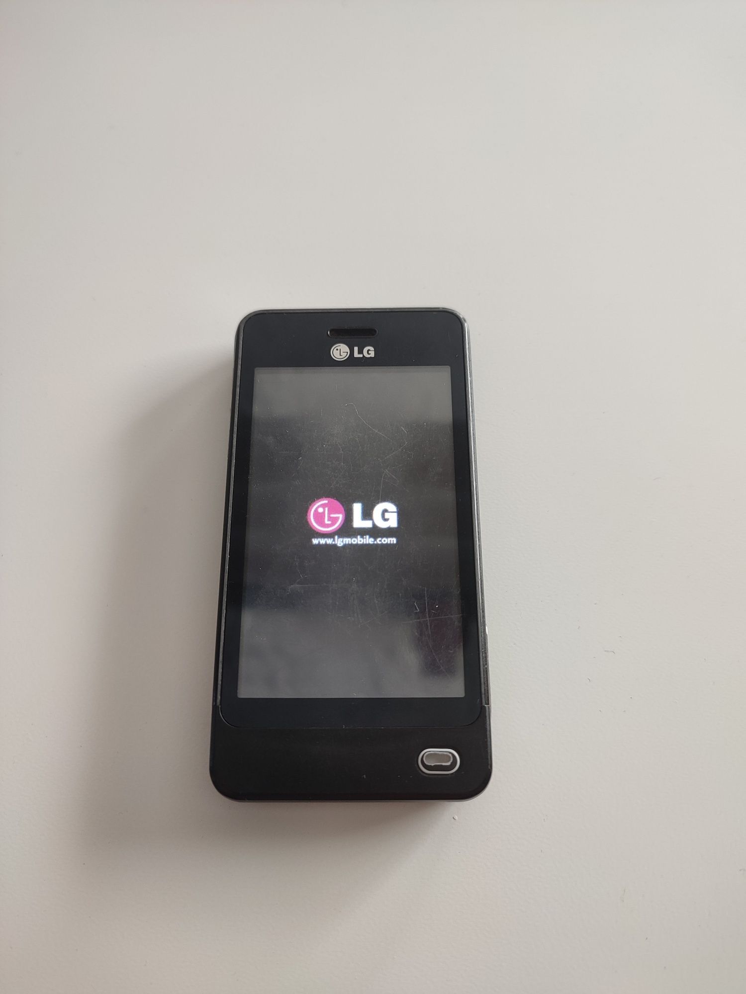 Telemóvel LG GD510