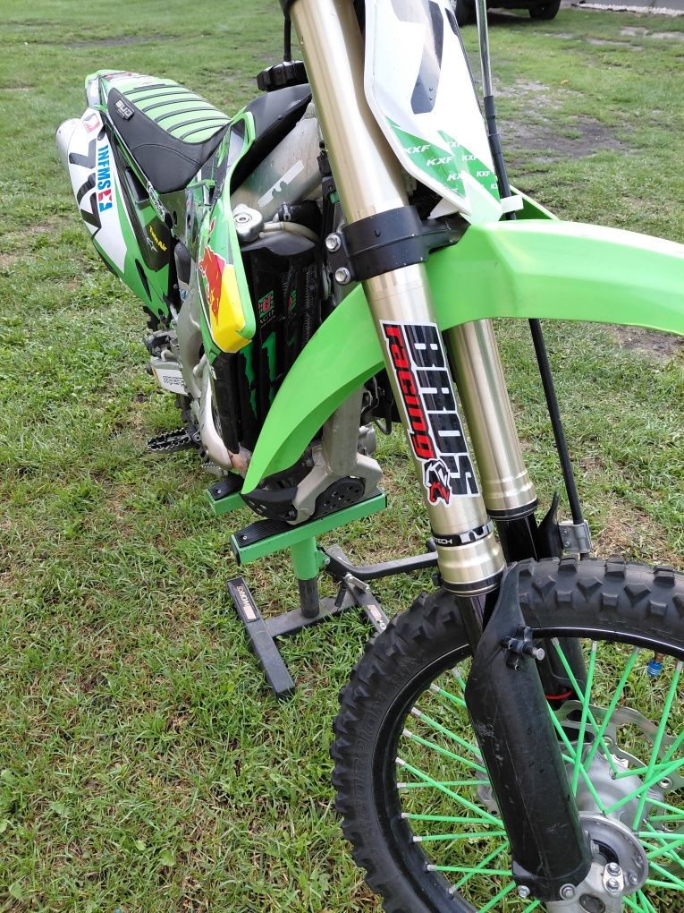 Kawasaki kxf 250cm3