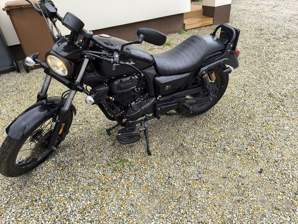 Junak m12 vintage 2018 poj. 125