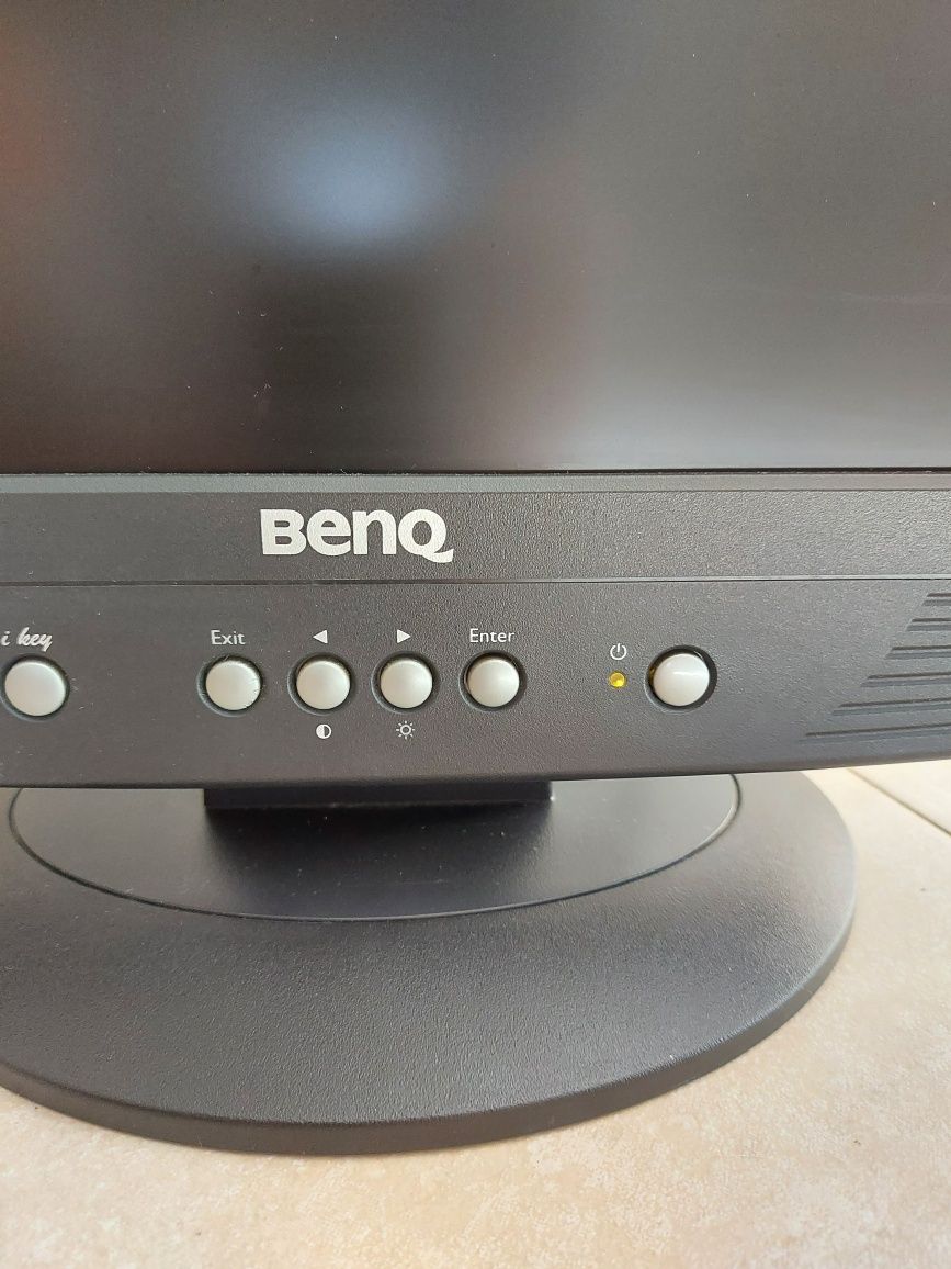Monitor BENQ 17"