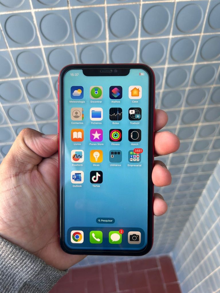 iPhone 11 256GB RED na Caixa