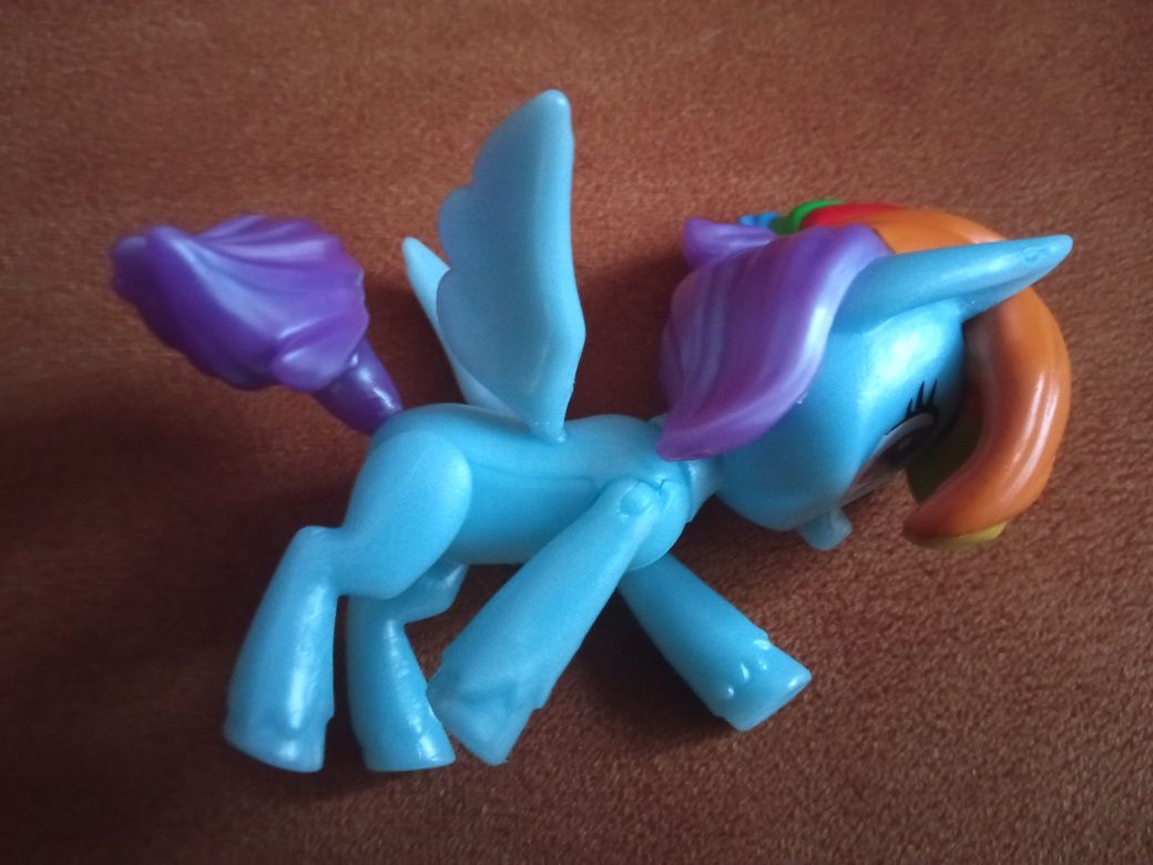 My Little Pony Rainbow Dash figurka Smashin Fashion gratis puzzle
