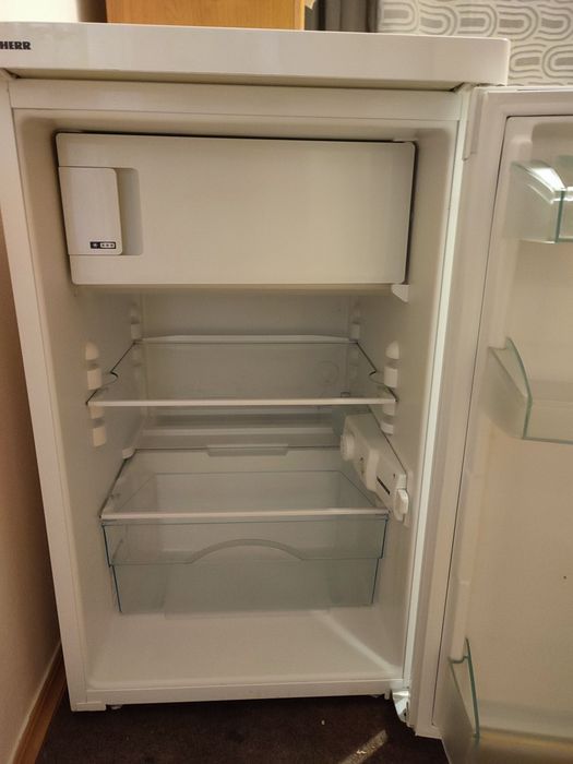 Міні-холодильник барний 85 см Liebherr LBH85117. Німеччина