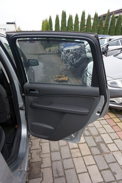 BOCZEK TAPICERKA DRZWI PRAWY TYŁ FOCUS C-MAX ROLETA FORD 2003-2007
