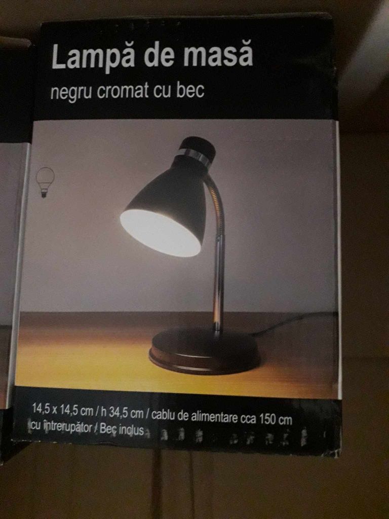 Lampki nocne i biurkowe