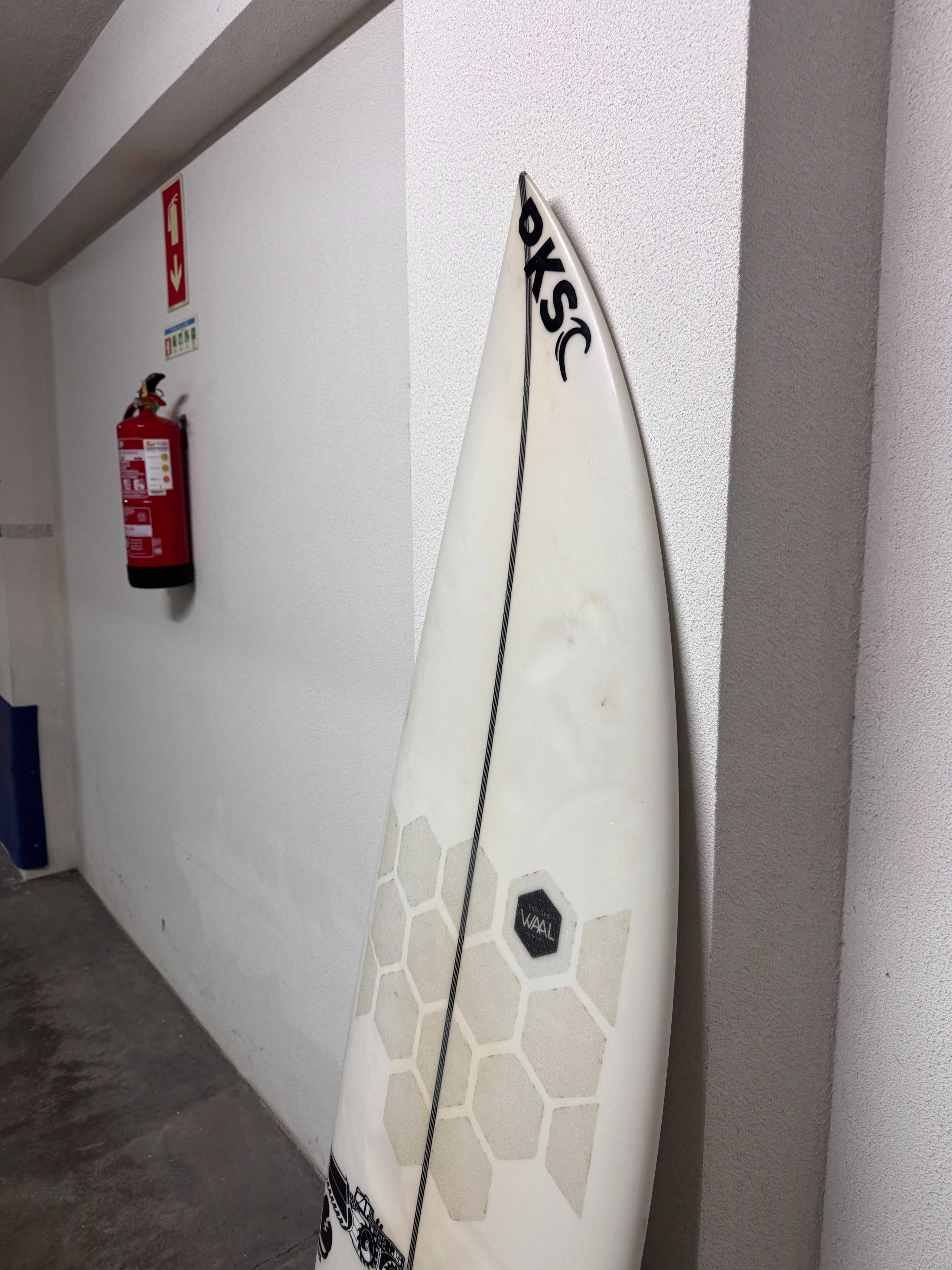 Prancha Surf - JS FMN2 - 6'0 x 28,5L